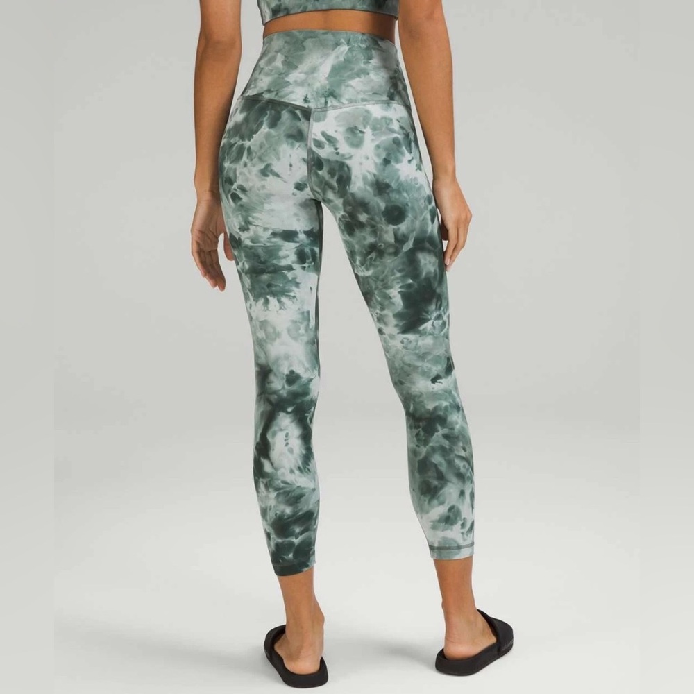 lululemon align leggings with pockets 4 25 Diamond Dye Starlight Smoked Spruce